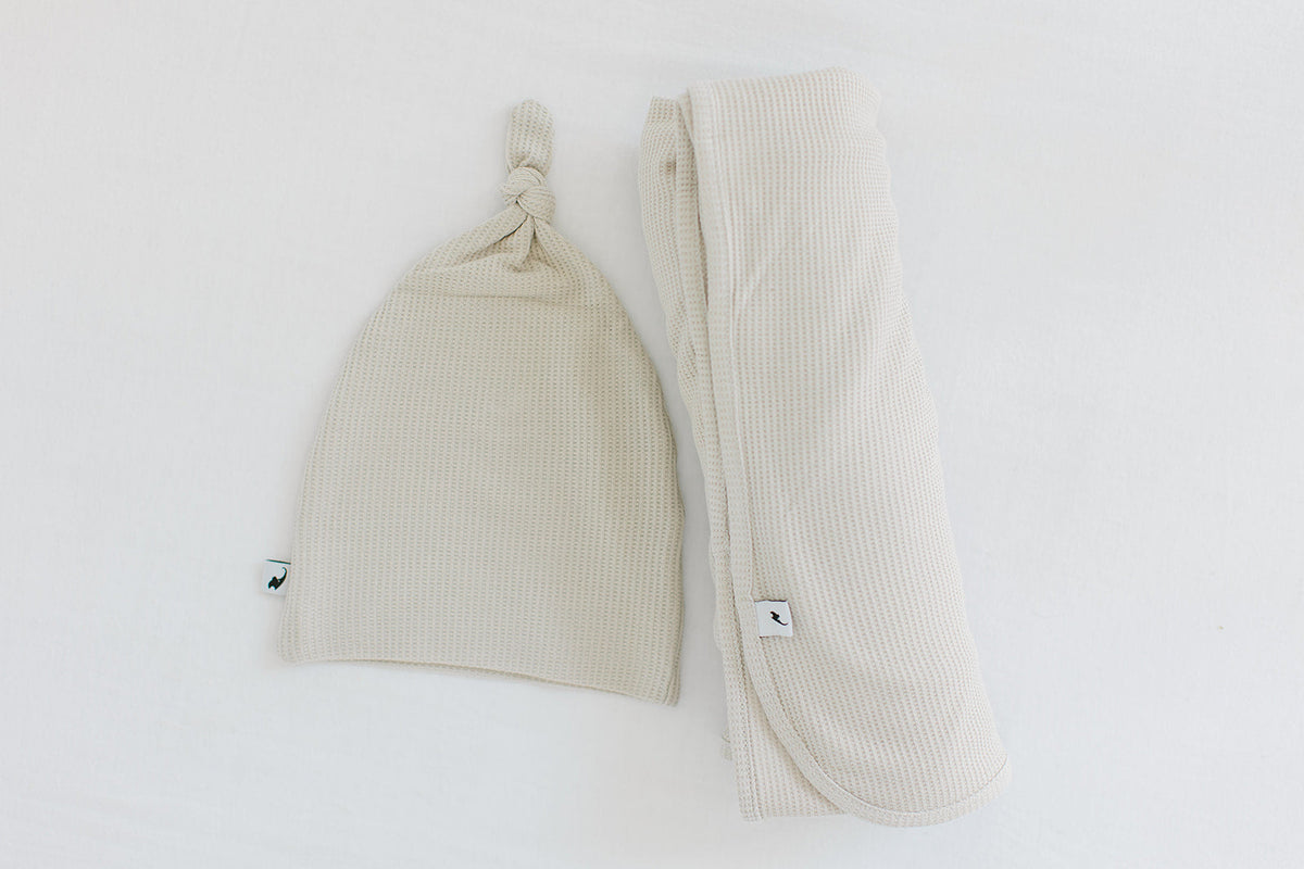 Grey Waffle Top Knot Hat | Quinn St