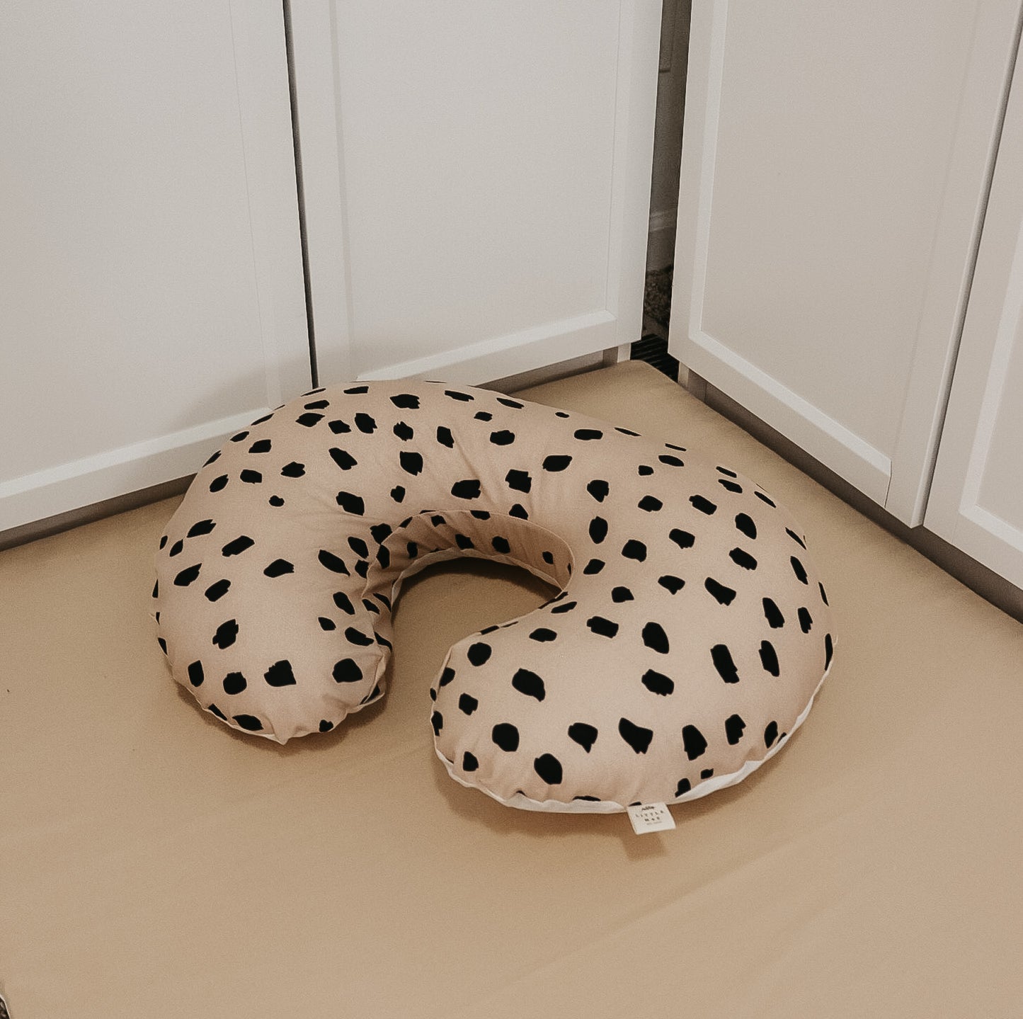 Sahara Nursing Pillow Cover