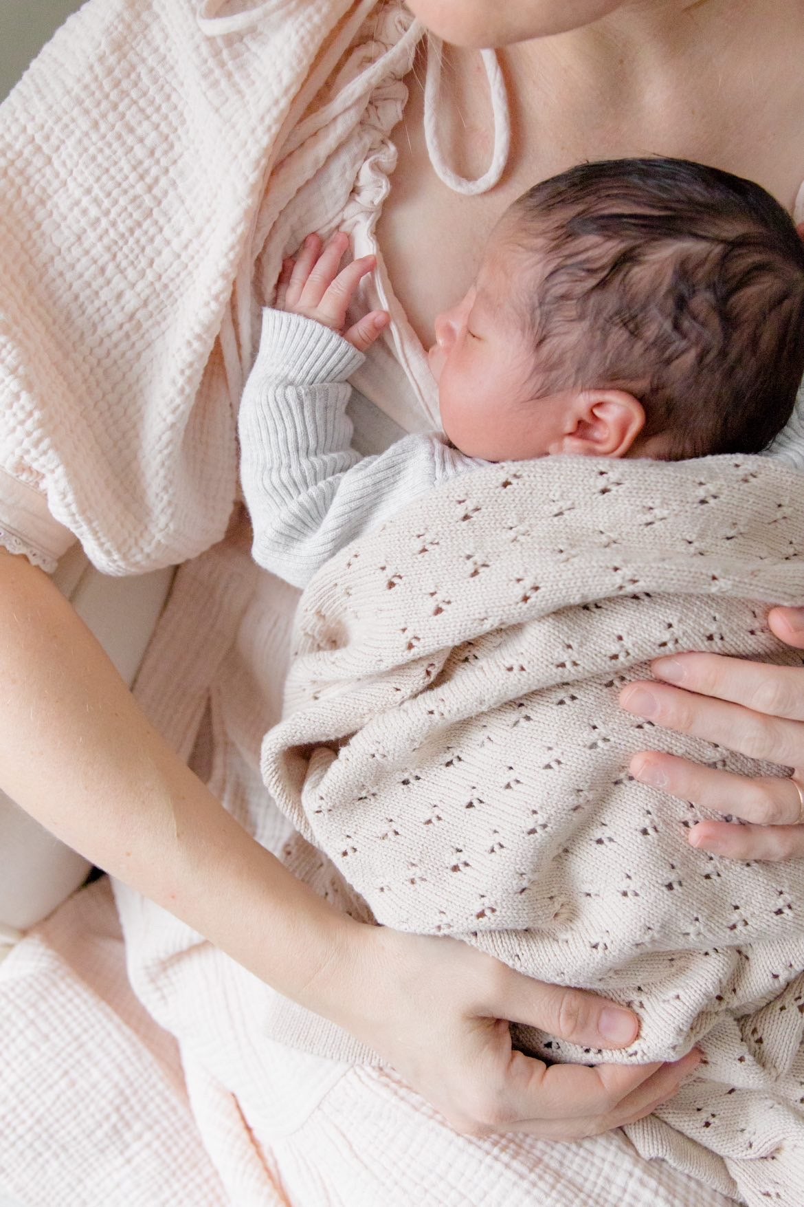 Toffee Pointelle Knit Blanket