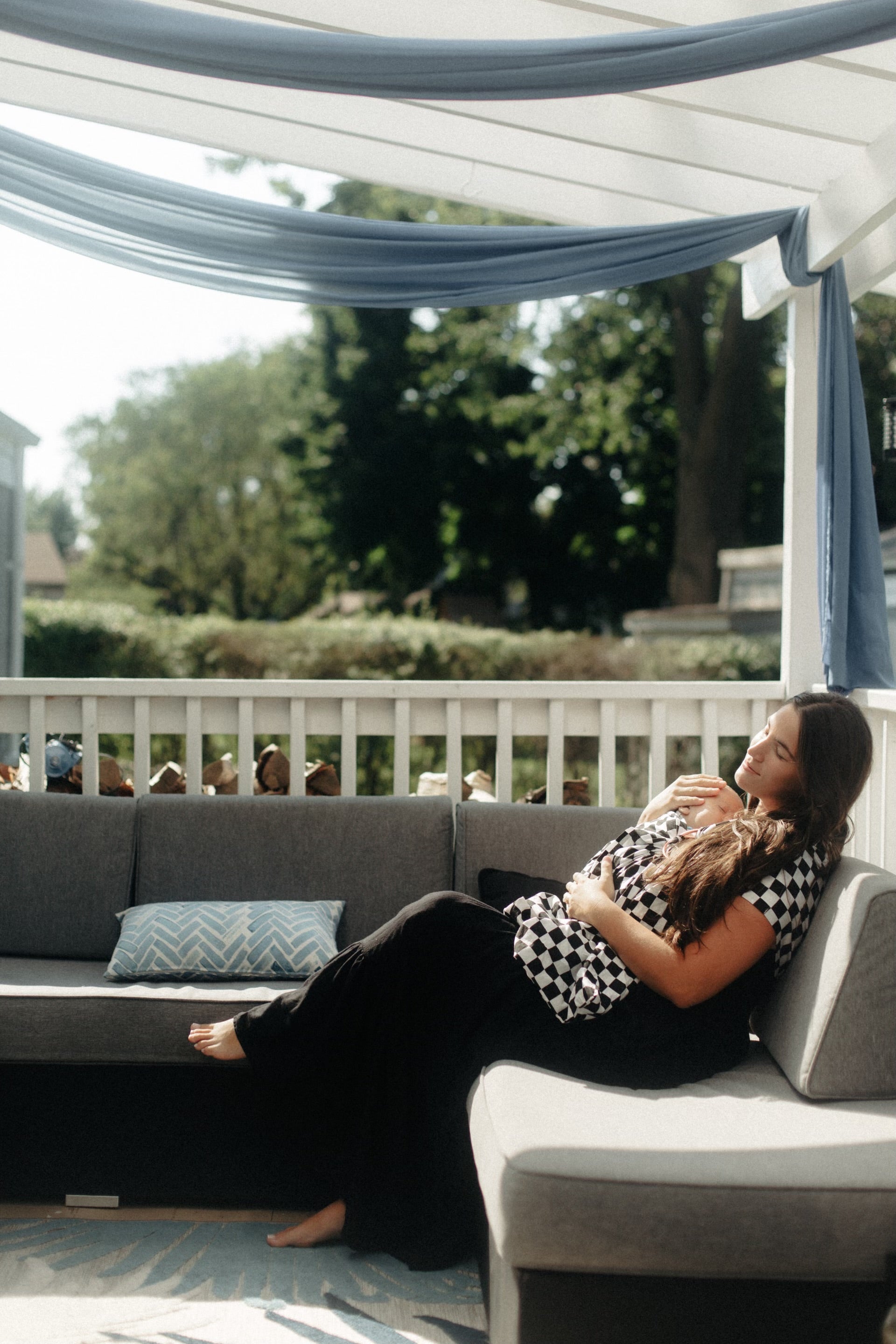 Baby cotton ring sling carrier black and white checkered pattern