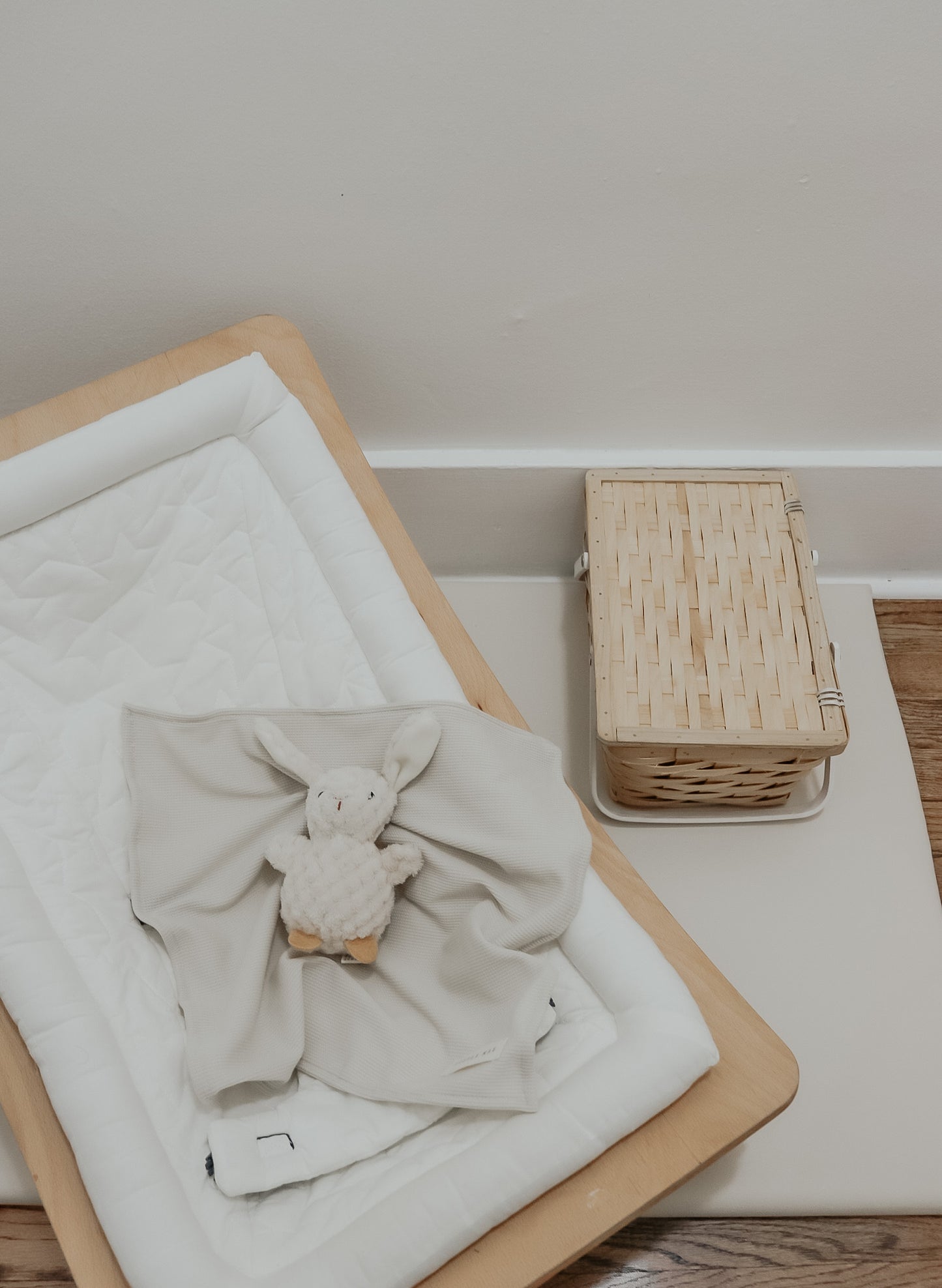 Creamy Waffle Knit Blanlet