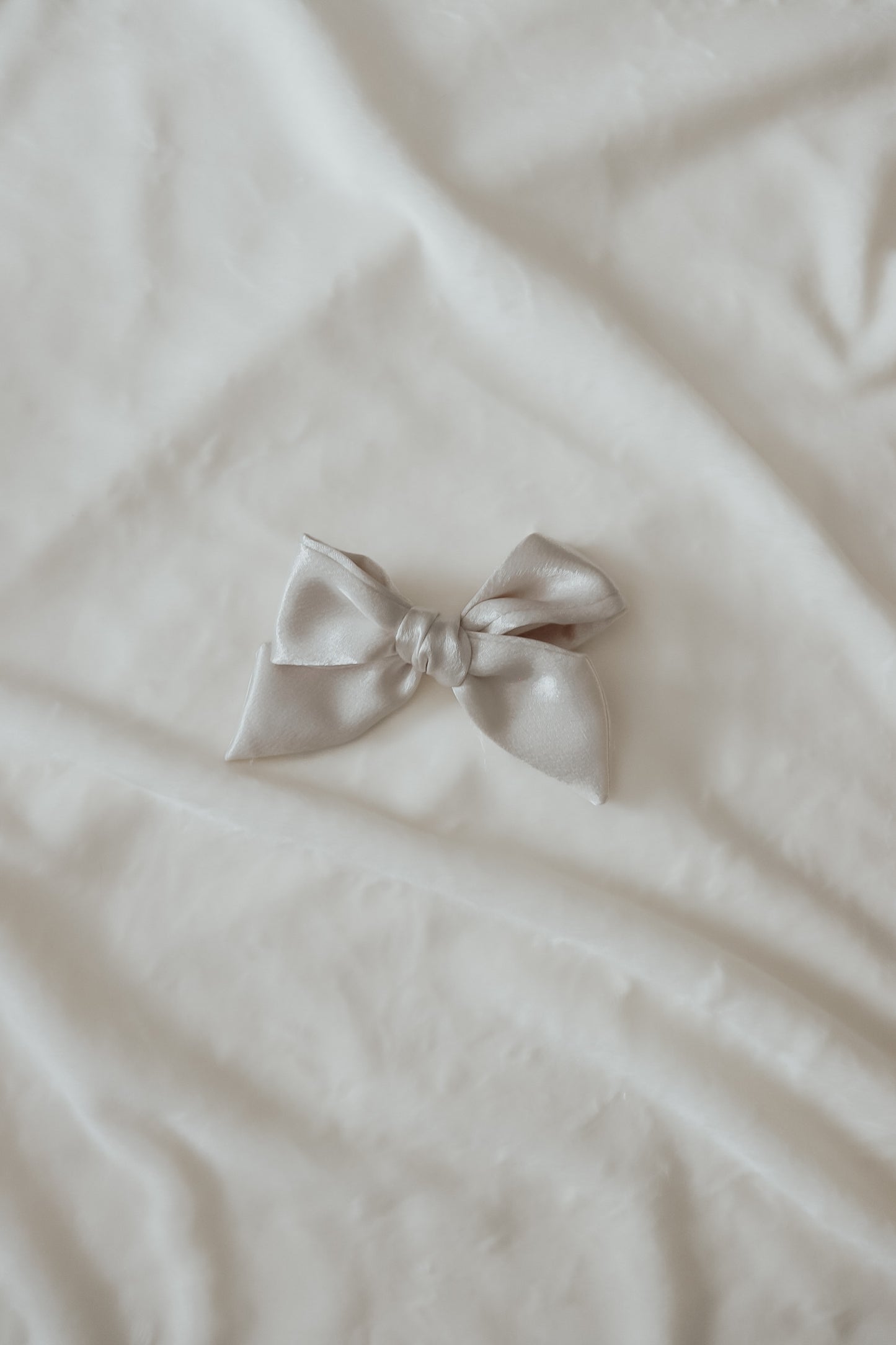 Ivorie Bow Clips