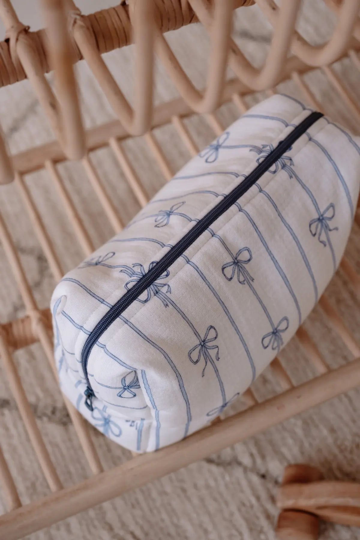 Diaper Pouch - Ribbon/Blue