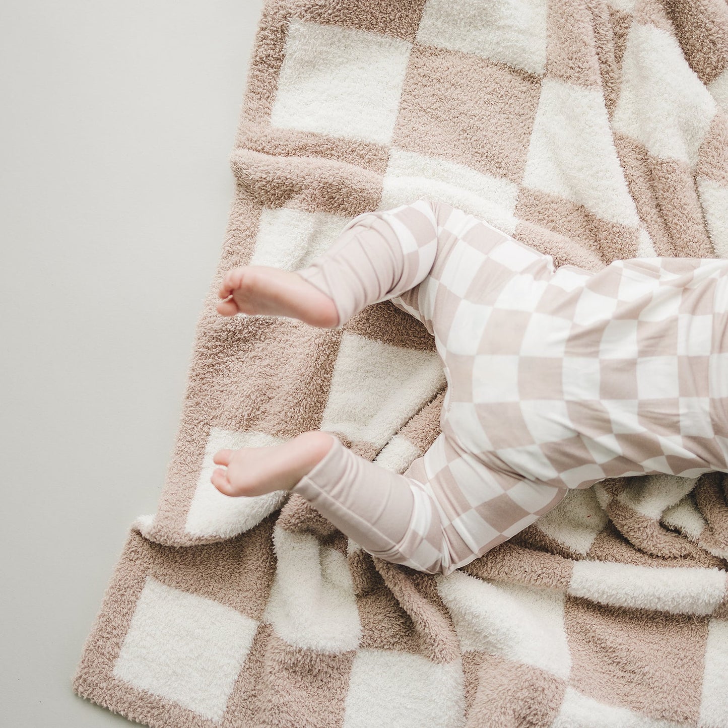 Checkered Plush Blanket | Latte