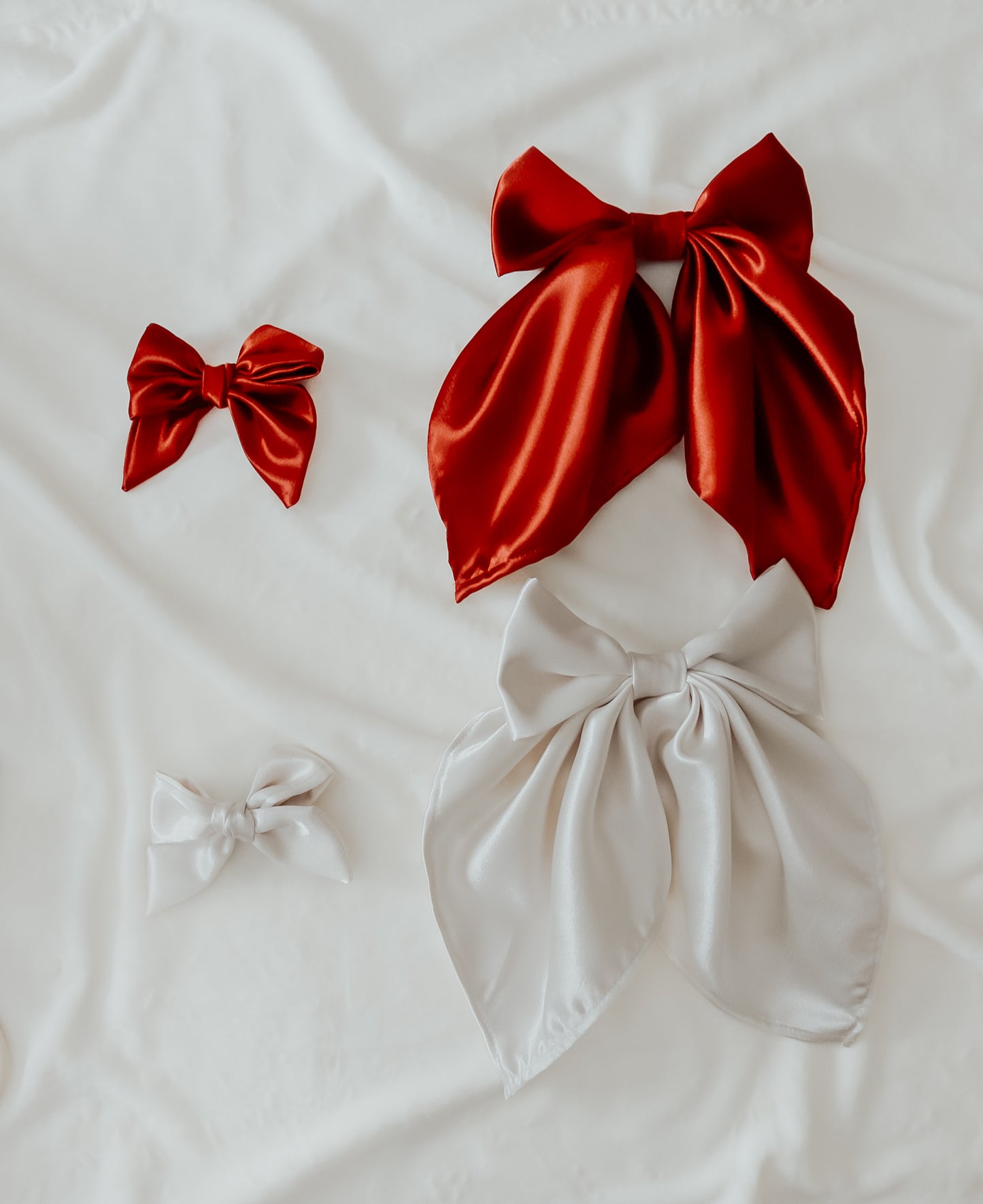 Ivorie Large Bow Clip