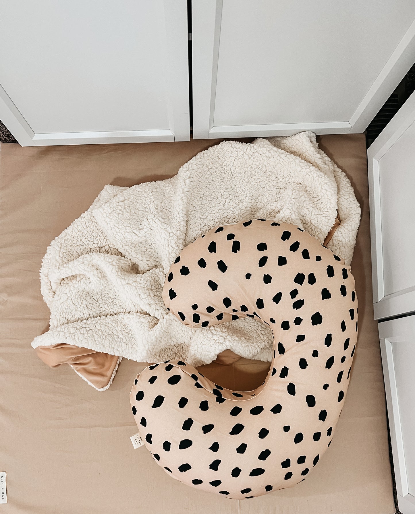 Sahara Nursing Pillow Cover