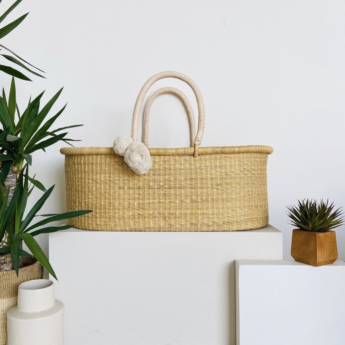 Cream Handle No Hood Moses Basket
