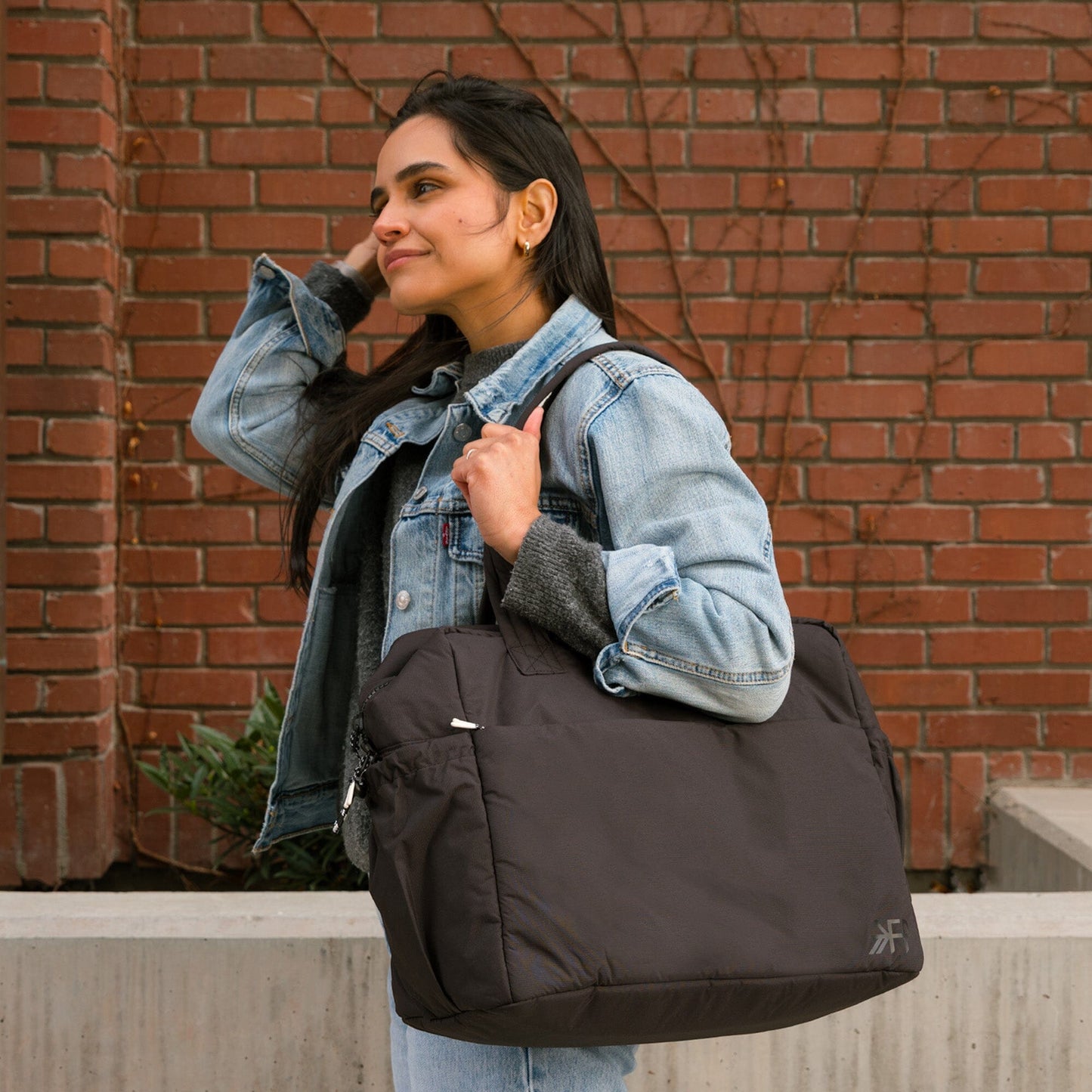 Jet Motion Overnight Duffle