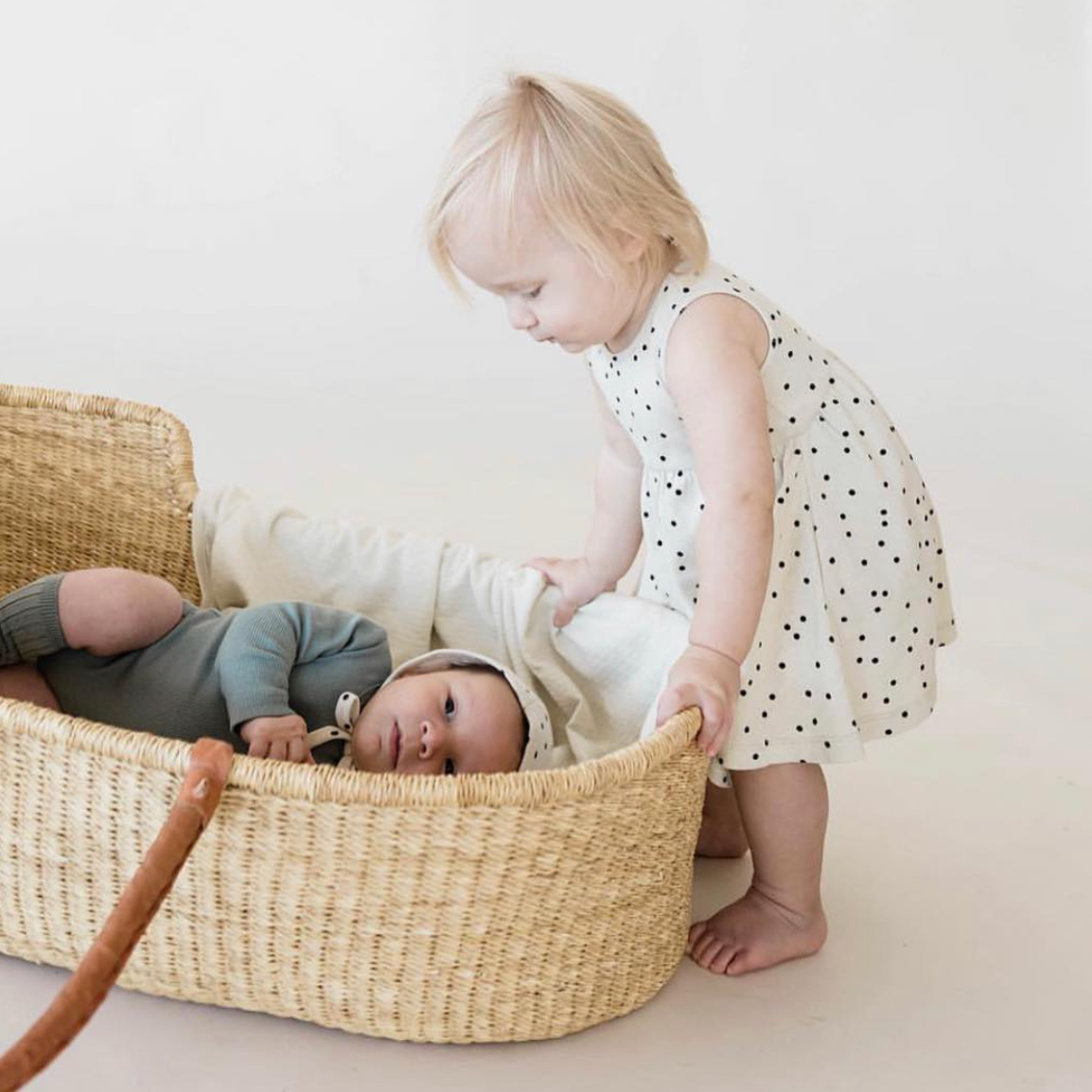 Cognac Handle Moses Basket