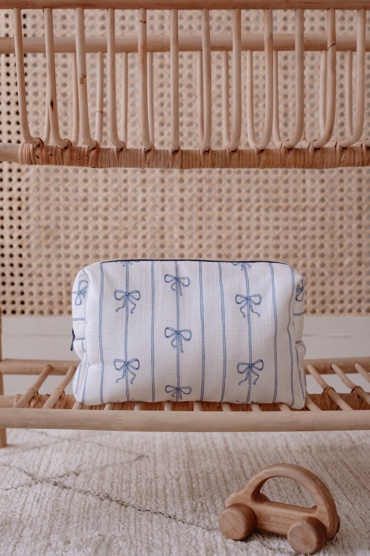 Diaper Pouch - Ribbon/Blue