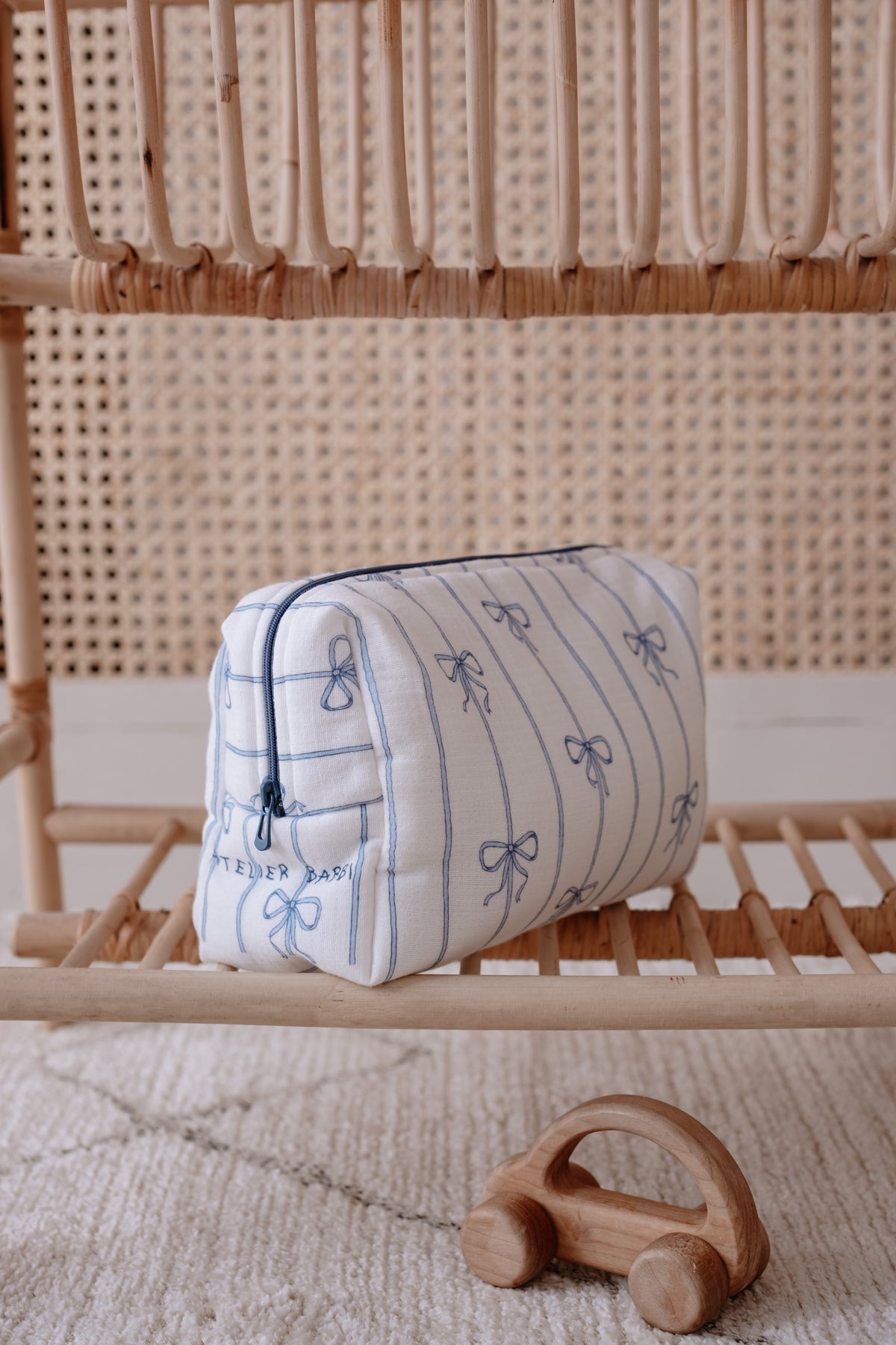 Diaper Pouch - Ribbon/Blue