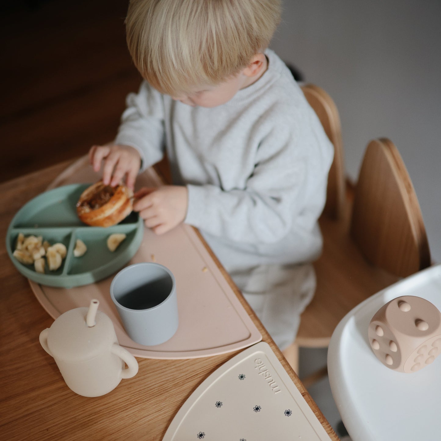 Dinnerware Cups