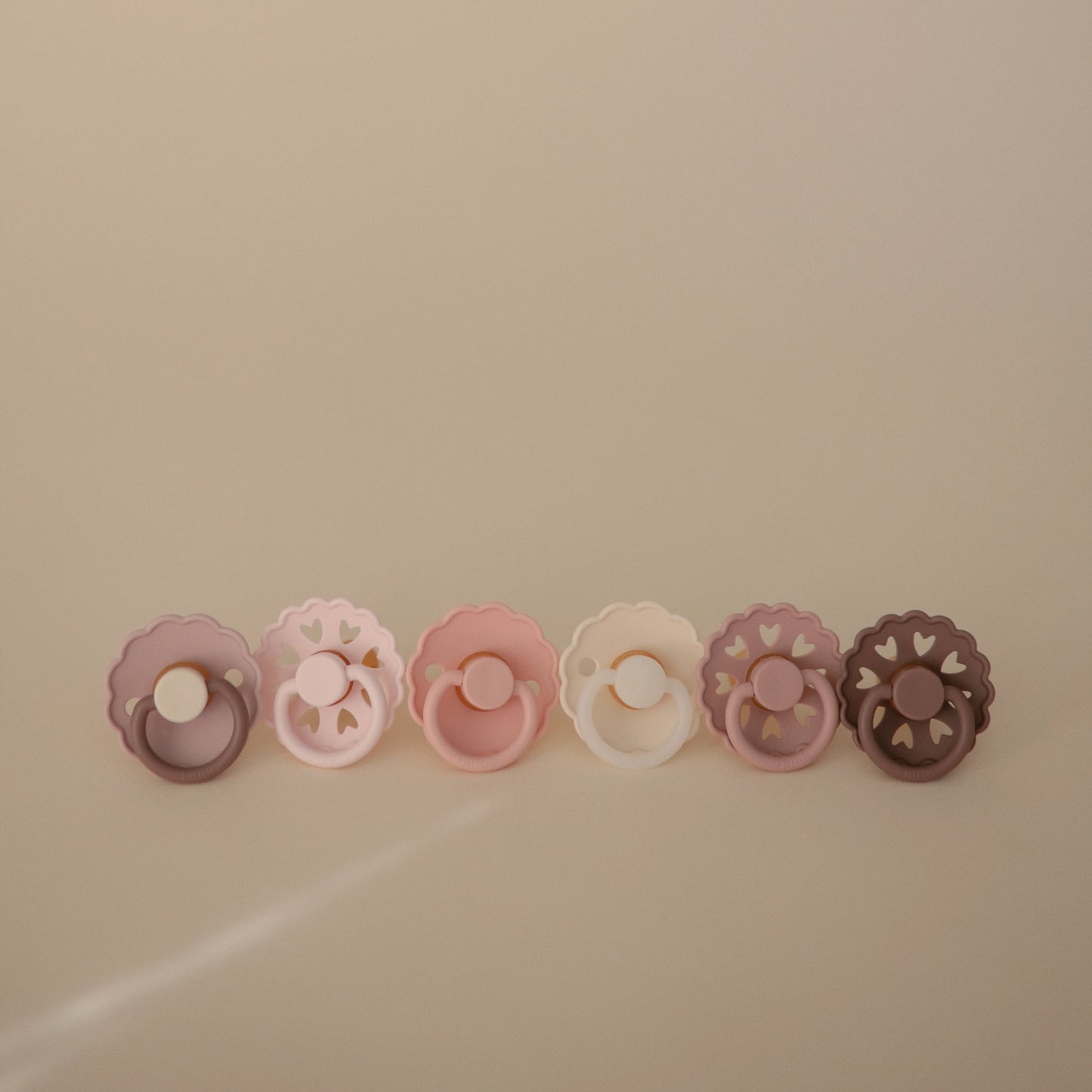 FRIGG Natural Rubber Pacifier 6-Pack
