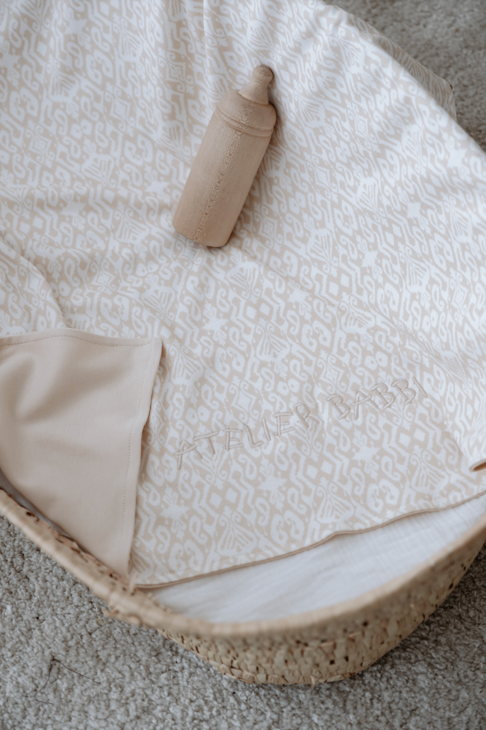 Double-Sided Baby Blanket - Ikat / Beige