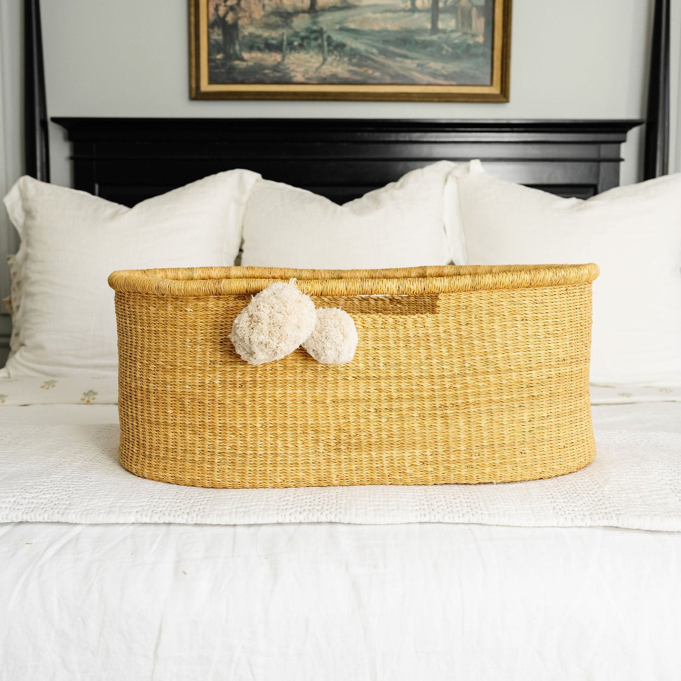African Moses Basket <br>No Hood<br>Inset Handle