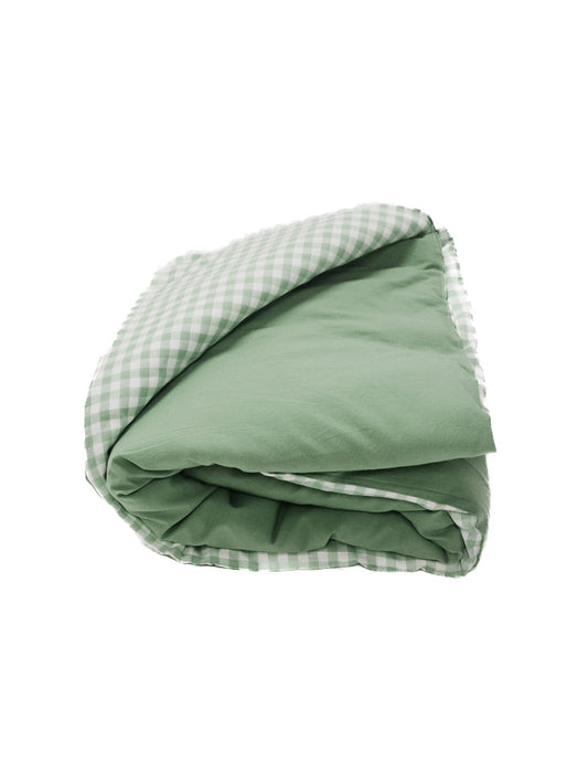Ivy Gingham Quilted Blanket